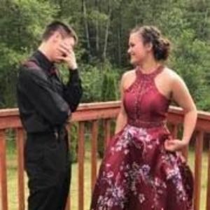 Meet your Posher, Casey